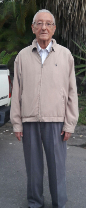 <em>Alex W.</em>